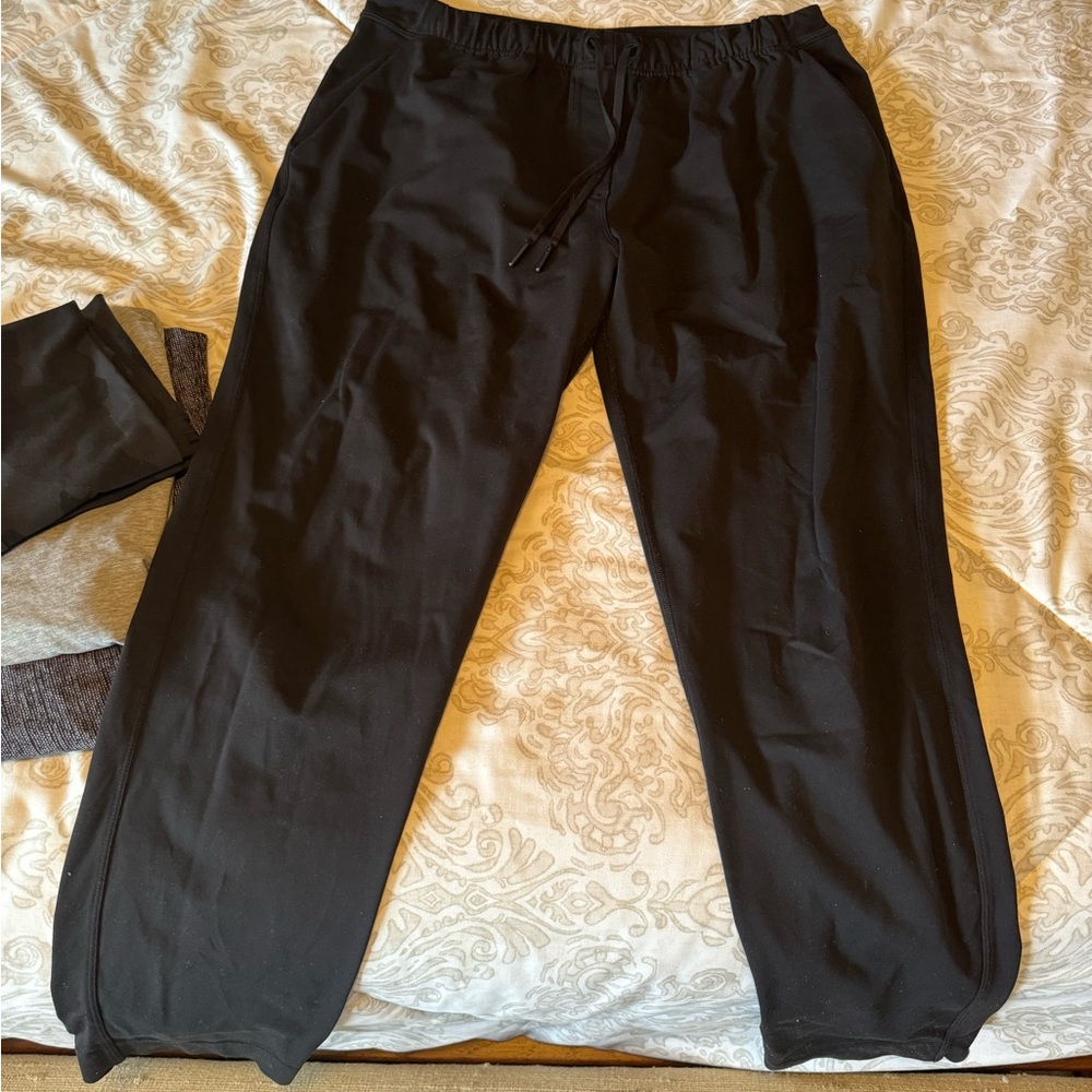 lululemon dress joggers size 8